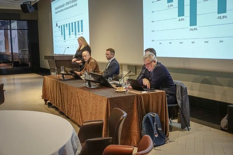 Frummælendur á opnum fundi sjóðfélaga og fulltrúaráðs Gildis í nóvember 2025